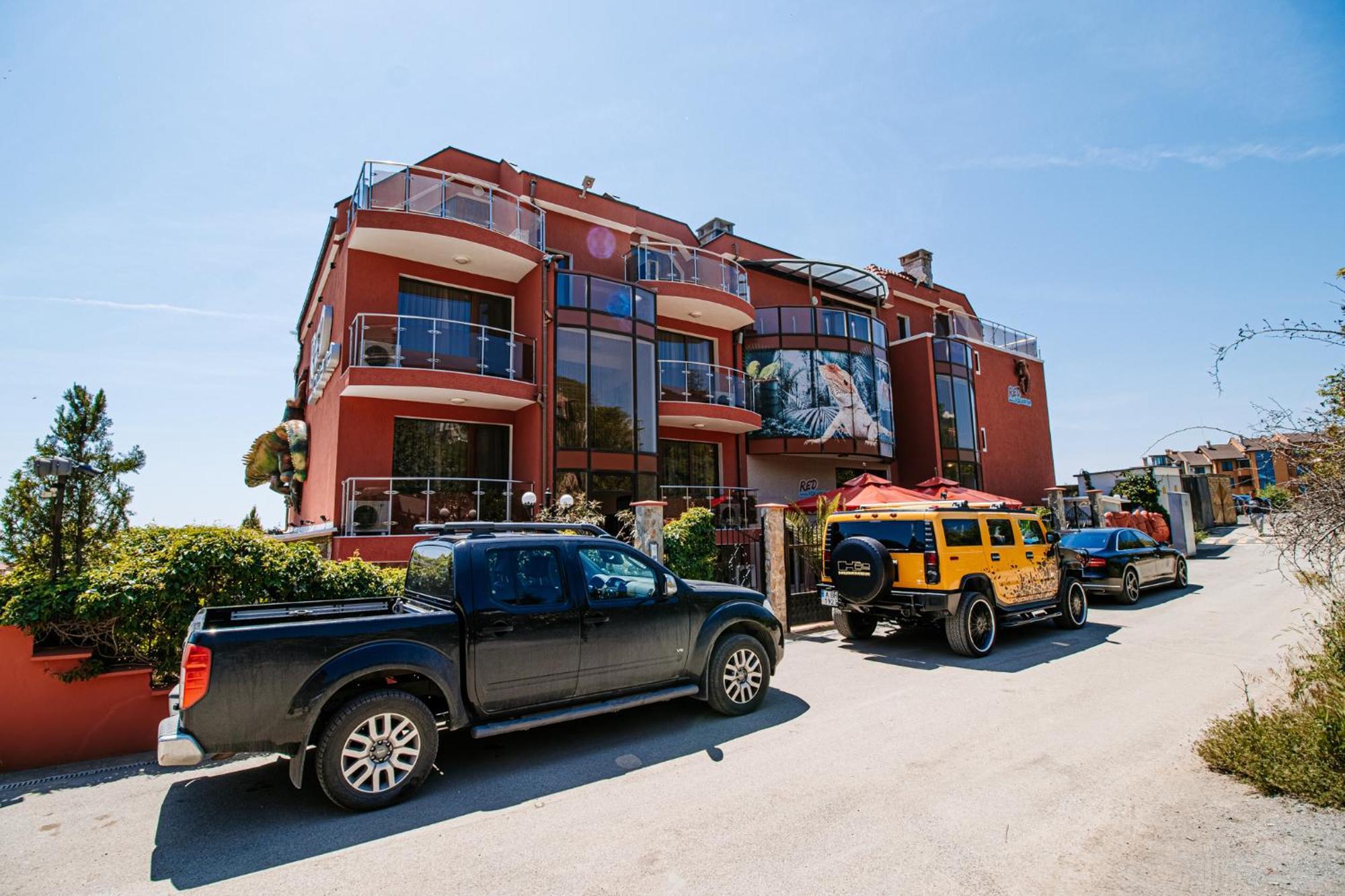 Red Iguana Hotel Sveti Vlas Buitenkant foto